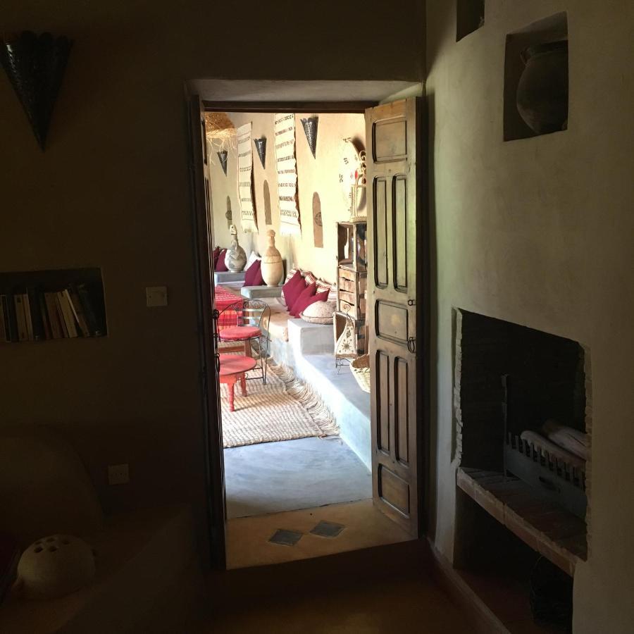 Dar Lorkam Bed & Breakfast Skoura Bagian luar foto