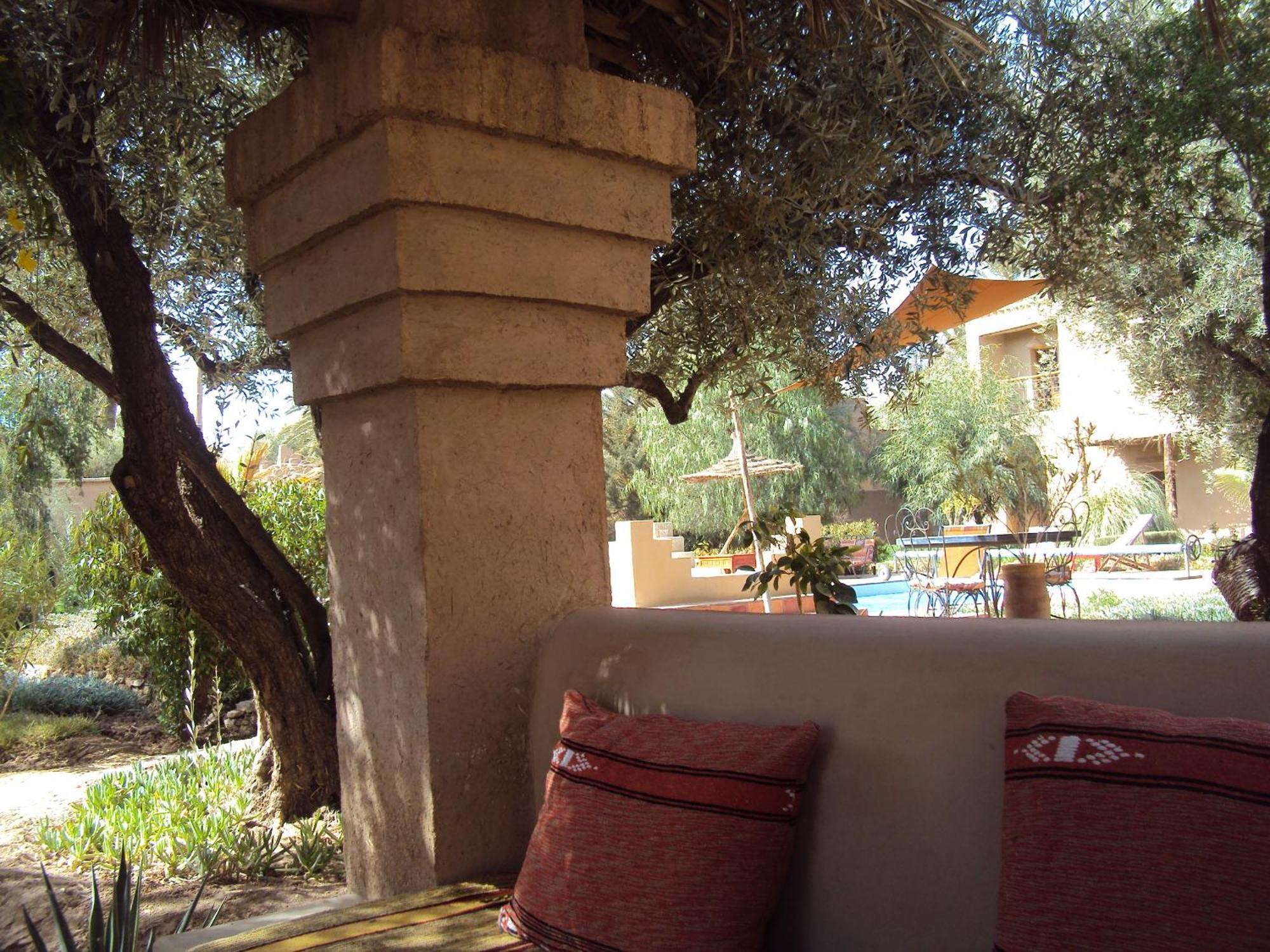 Dar Lorkam Bed & Breakfast Skoura Bagian luar foto