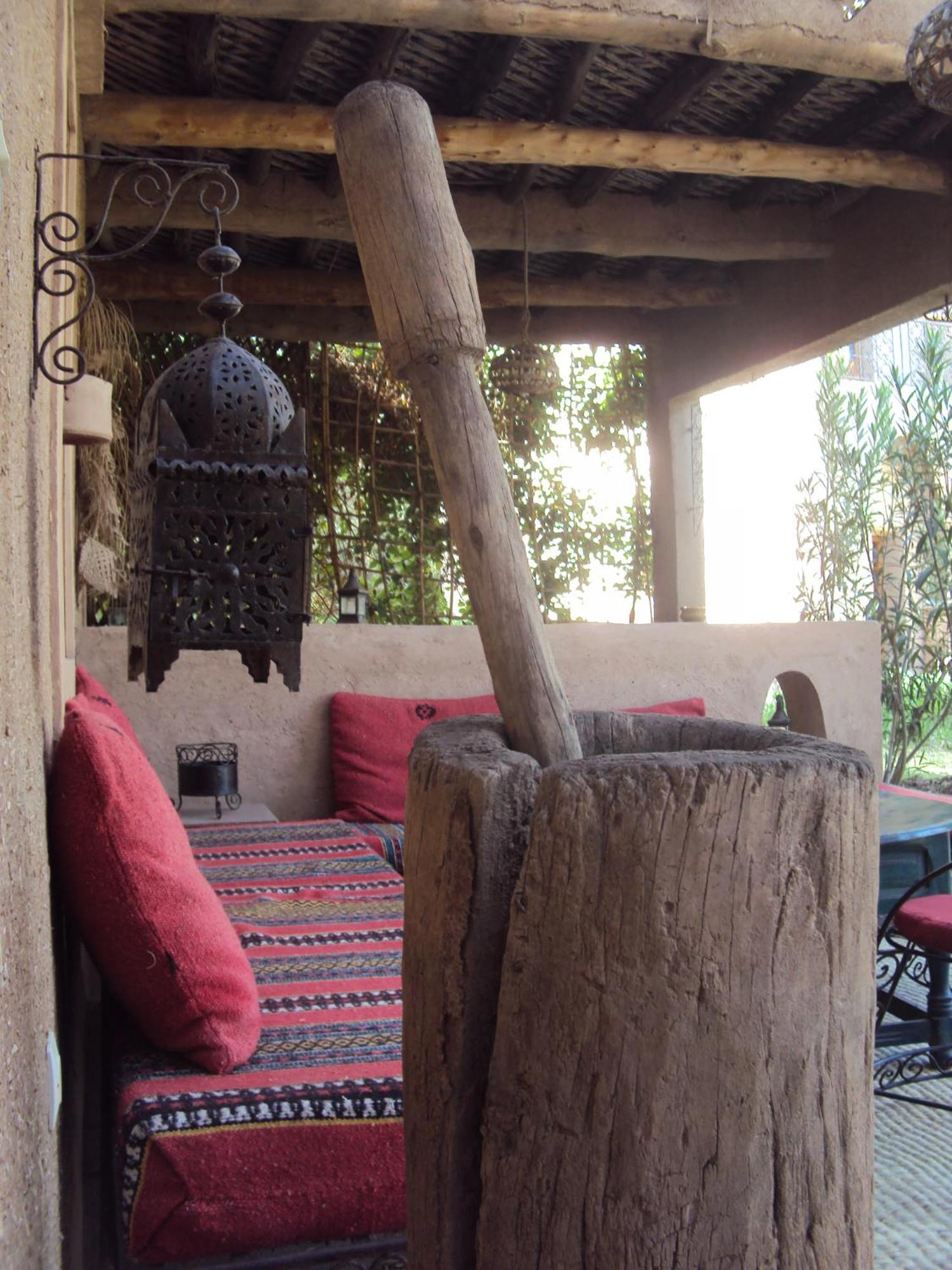 Dar Lorkam Bed & Breakfast Skoura Bagian luar foto