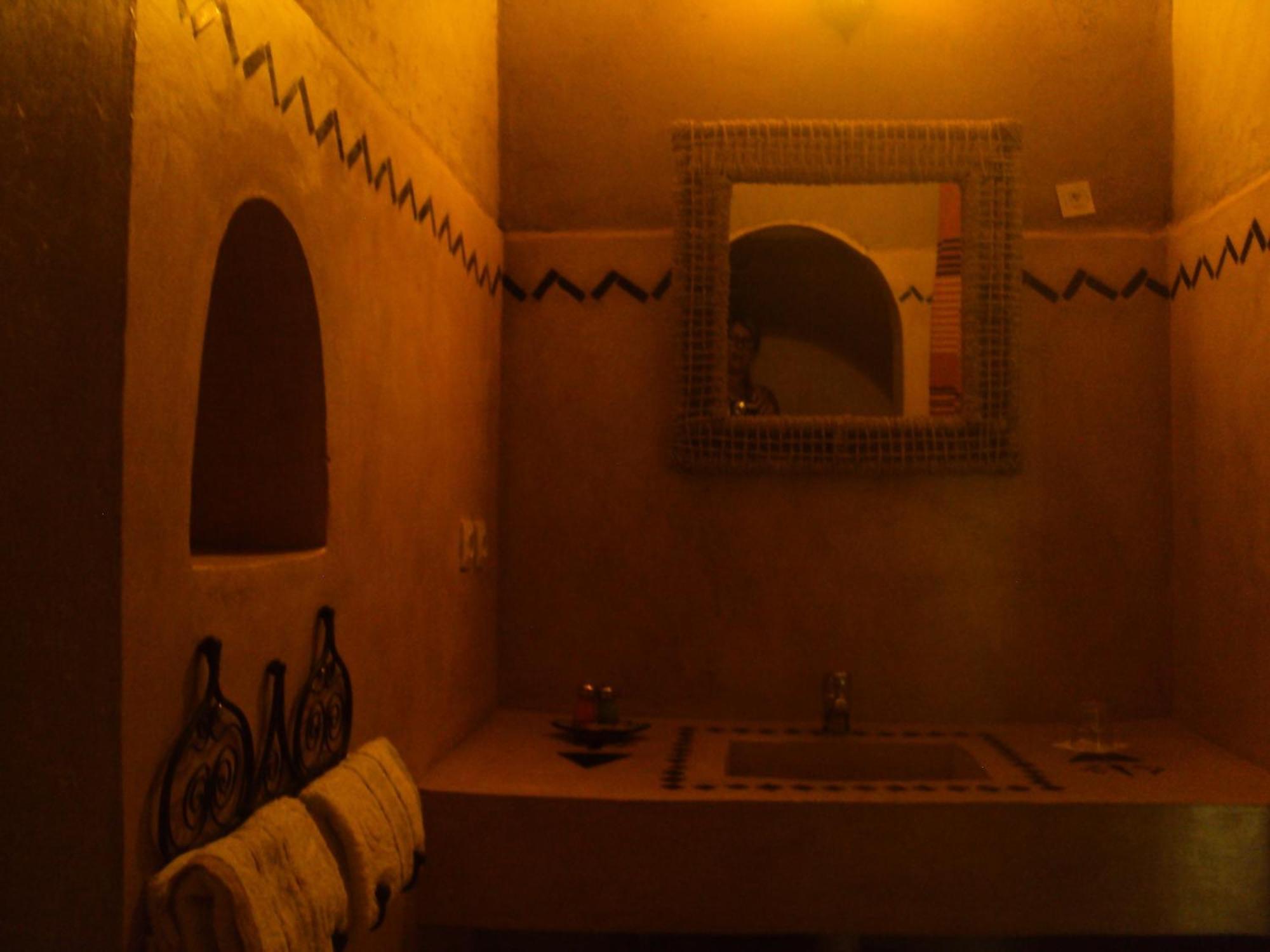 Dar Lorkam Bed & Breakfast Skoura Ruang foto
