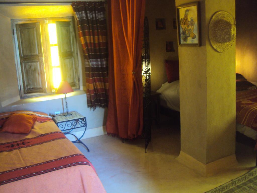 Dar Lorkam Bed & Breakfast Skoura Bagian luar foto