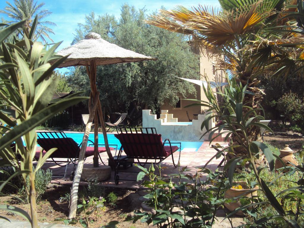 Dar Lorkam Bed & Breakfast Skoura Bagian luar foto