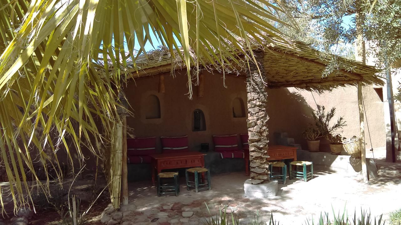 Dar Lorkam Bed & Breakfast Skoura Bagian luar foto